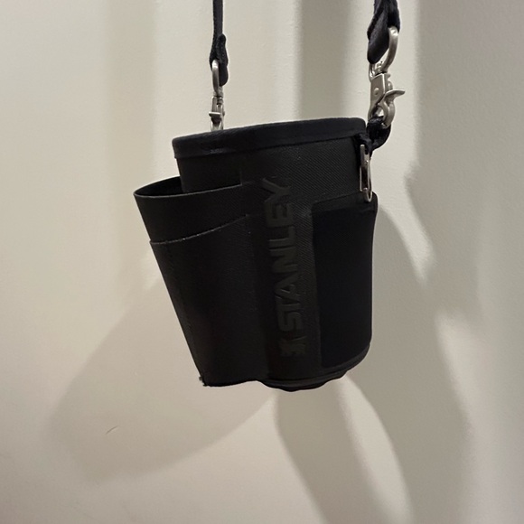 Stanley Black Insulated Drink Carrier - Picture 5 of 8